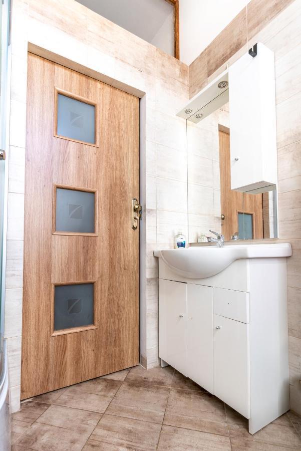Avalon Apart 2 Legnica Dış mekan fotoğraf